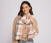 Wrapped In Cozy Vibes – Karierter Deckenschal